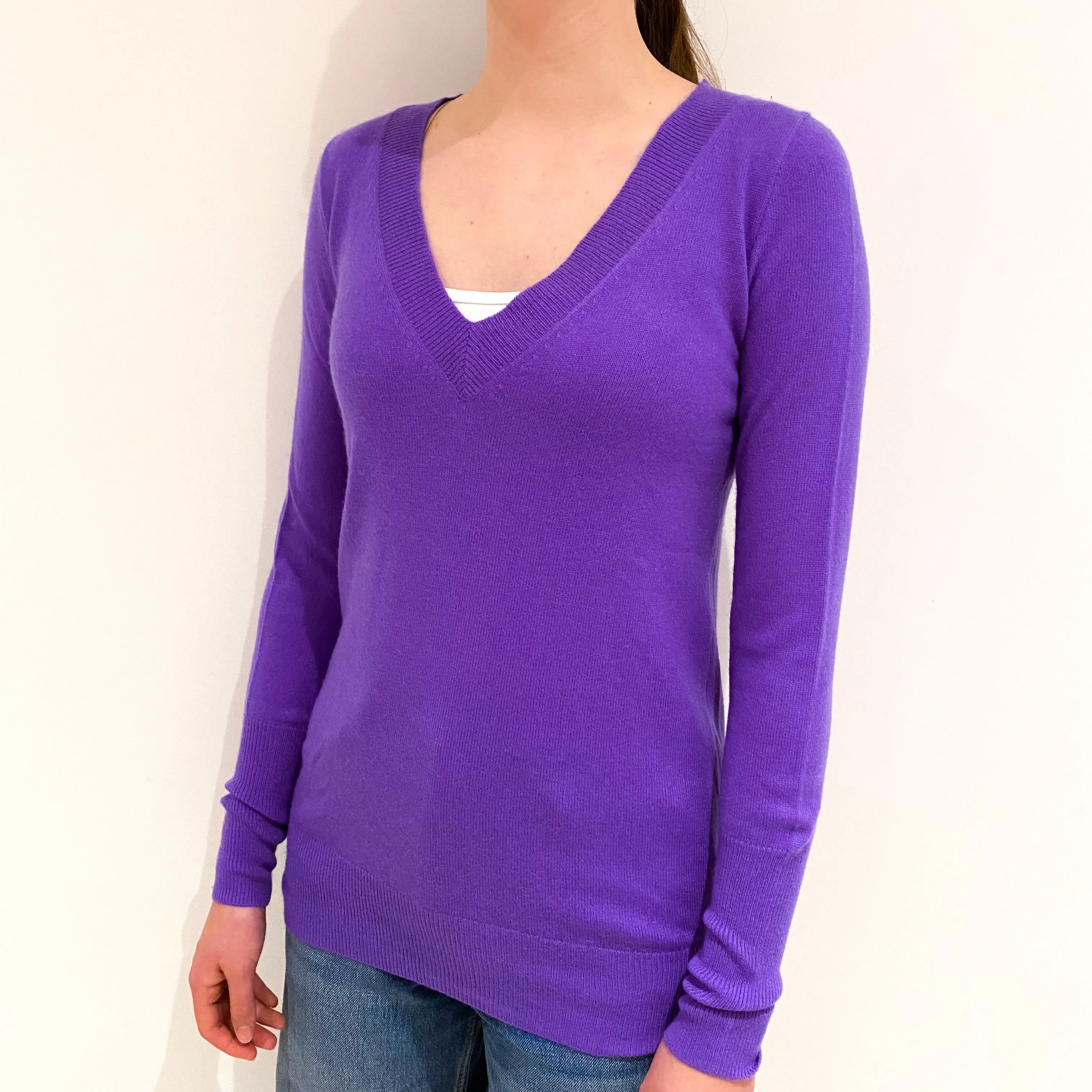 Amethyst Purple Cashmere V Neck Jumper Extra Small