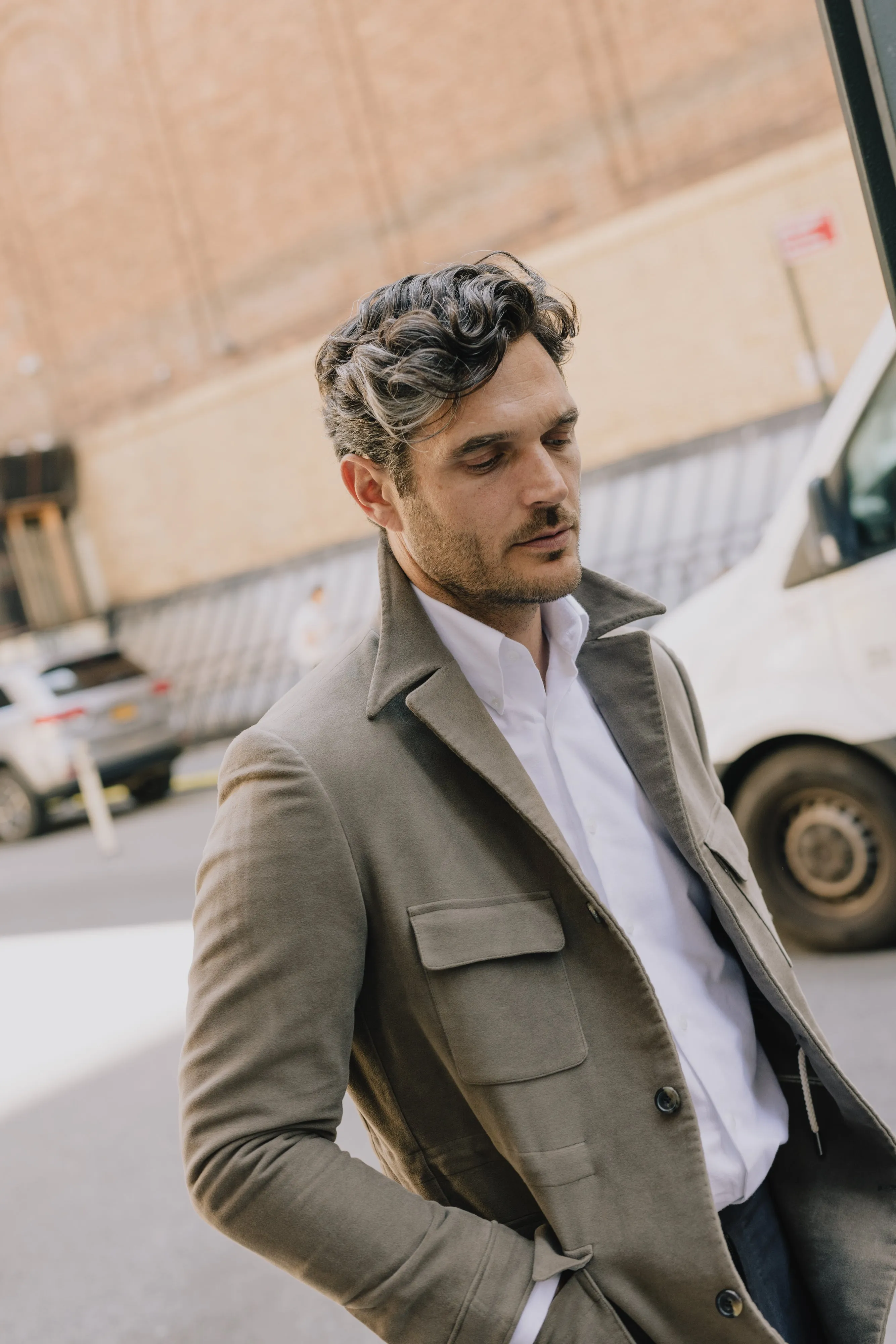 Button Down Collar Shirt in White Flannel