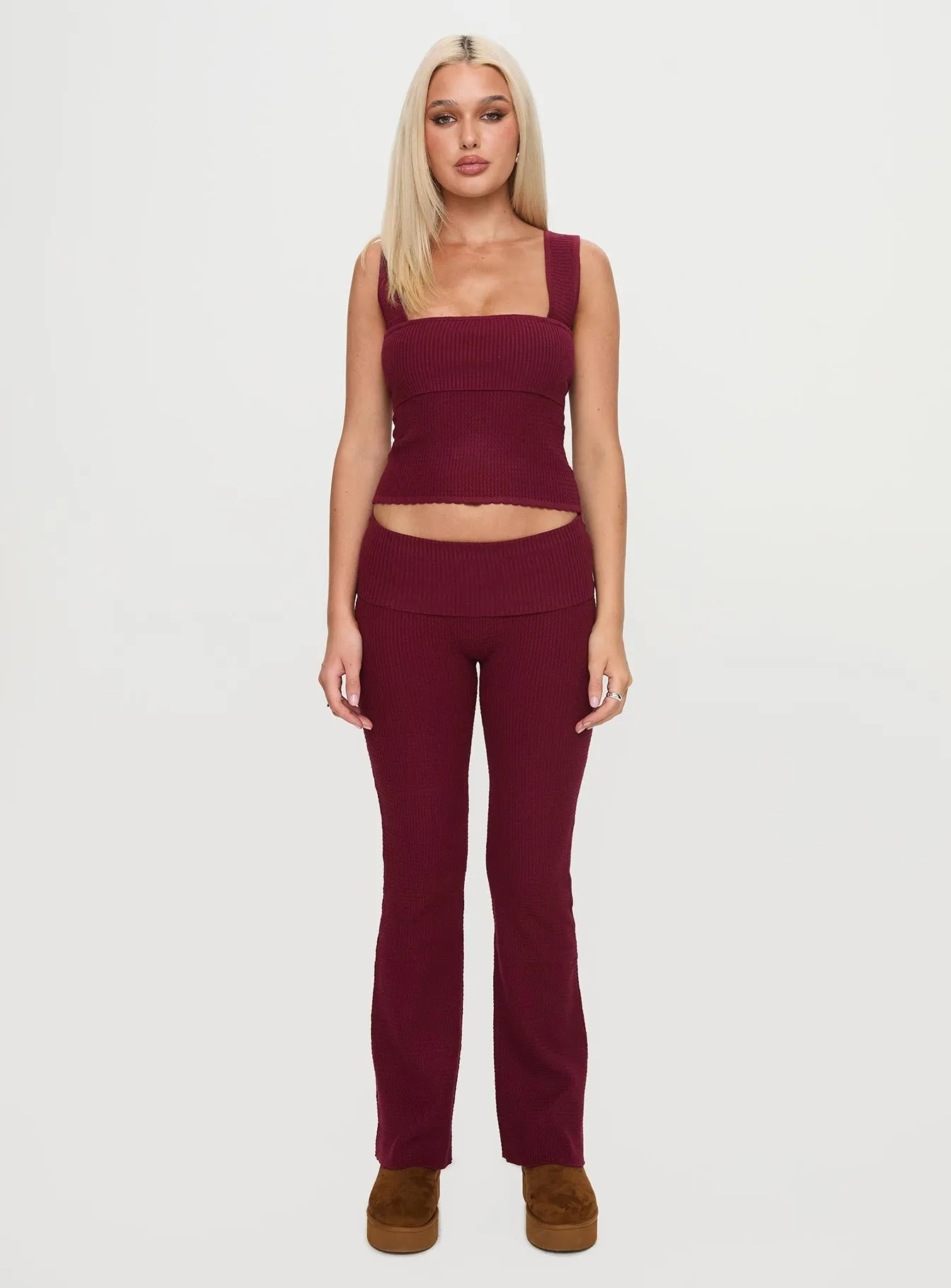 Closed Eyes Flared Pants Maroon