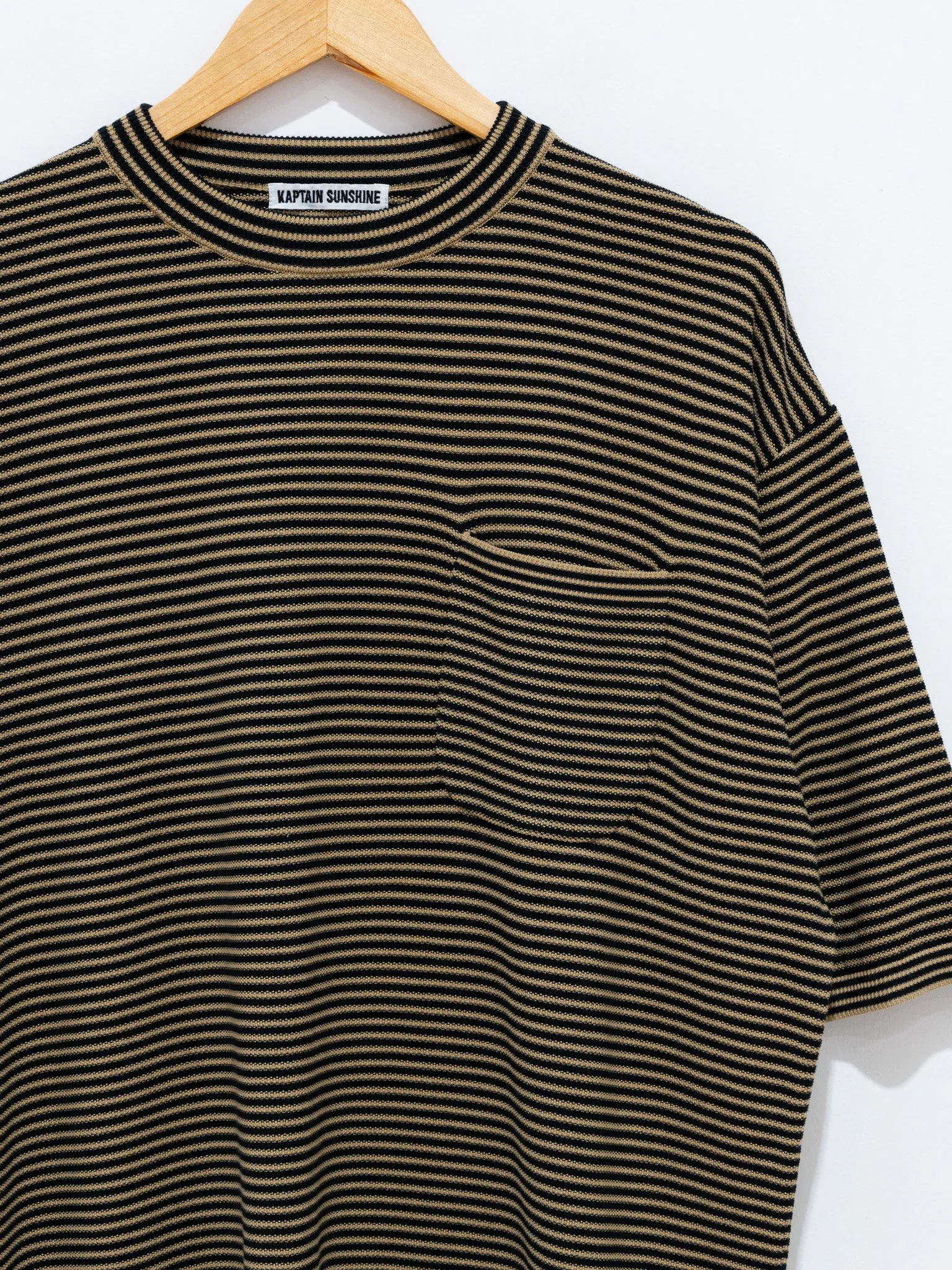 Crewneck Knit Border Pocket Tee - Black/Beige