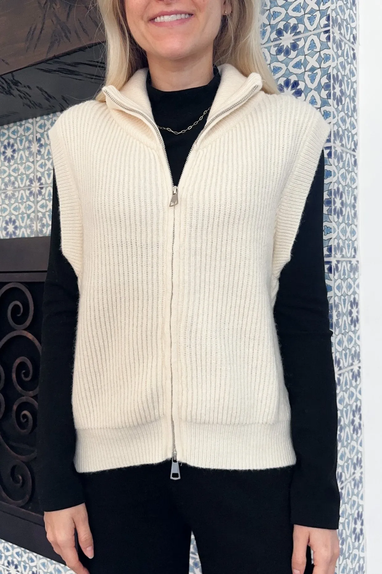 Lincoln Park Zip Up Sweater Vest