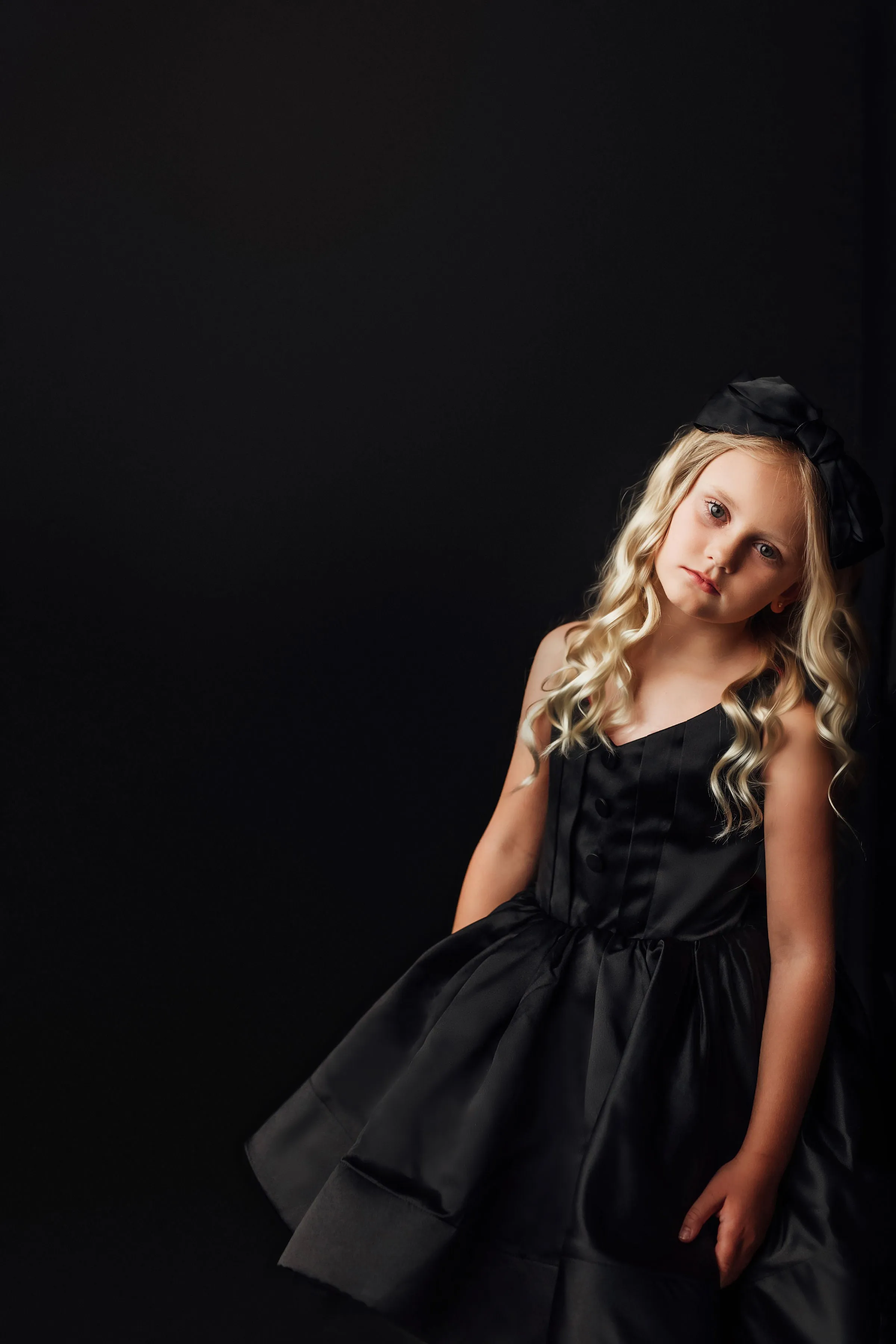 Reversible "Dolly" Pink/black  Petal  Length Dress ( 7 year- 8 year)