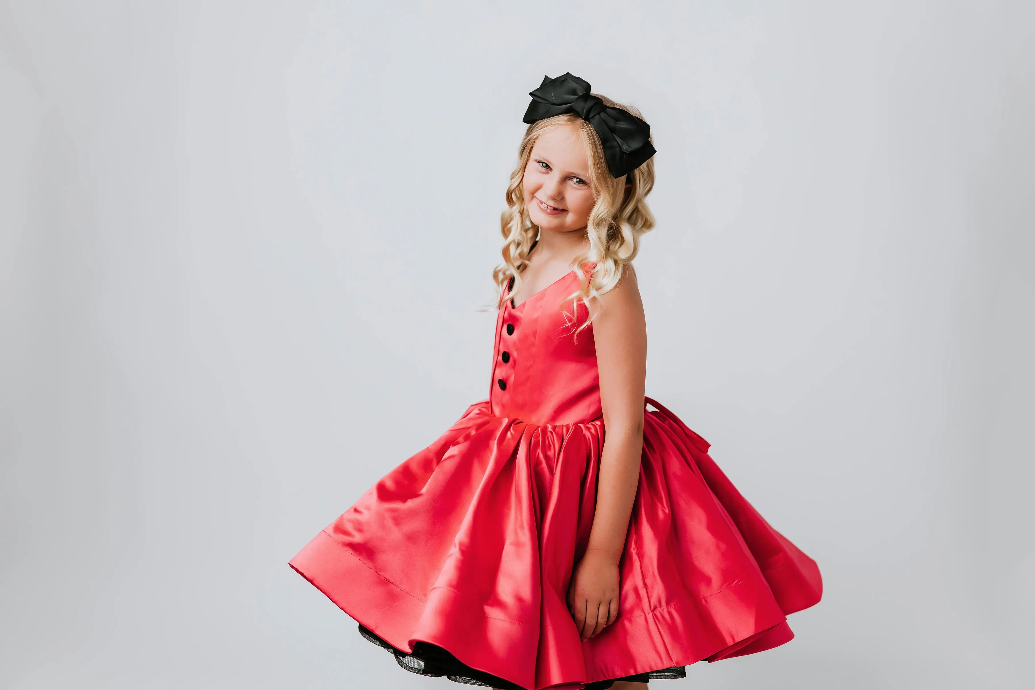 Reversible "Dolly" Pink/black  Petal  Length Dress ( 7 year- 8 year)