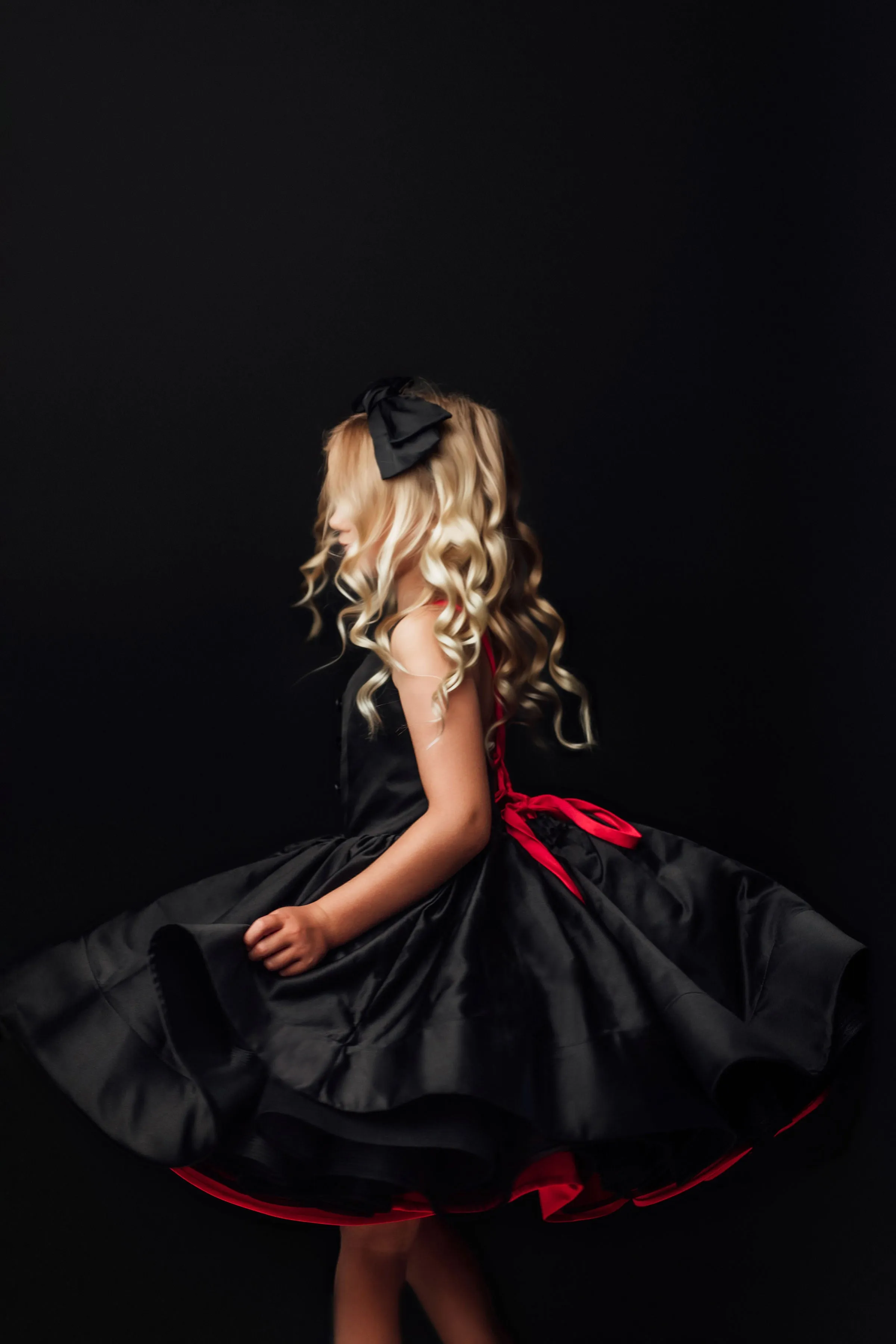 Reversible "Dolly" Pink/black  Petal  Length Dress ( 7 year- 8 year)