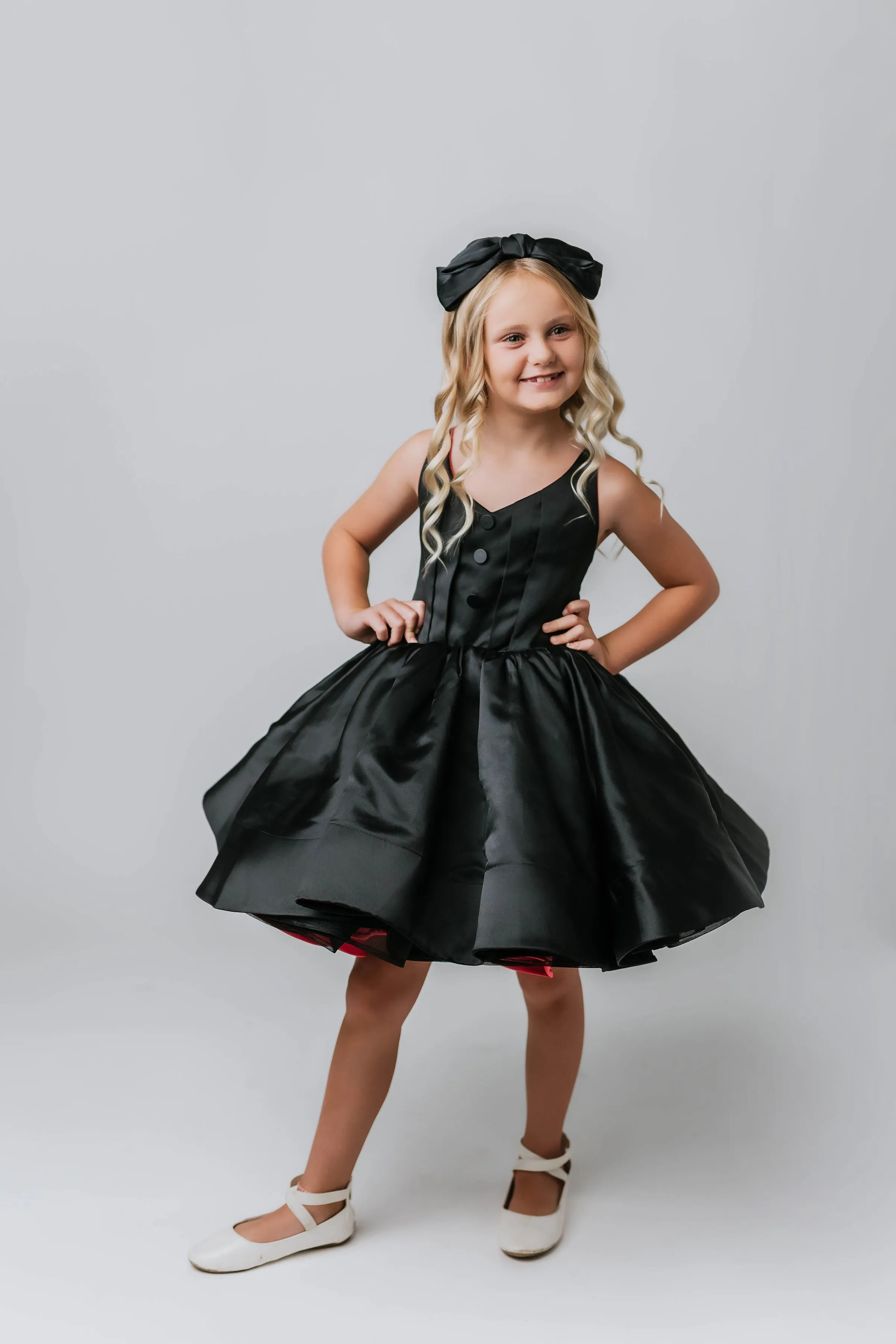 Reversible "Dolly" Pink/black  Petal  Length Dress ( 7 year- 8 year)