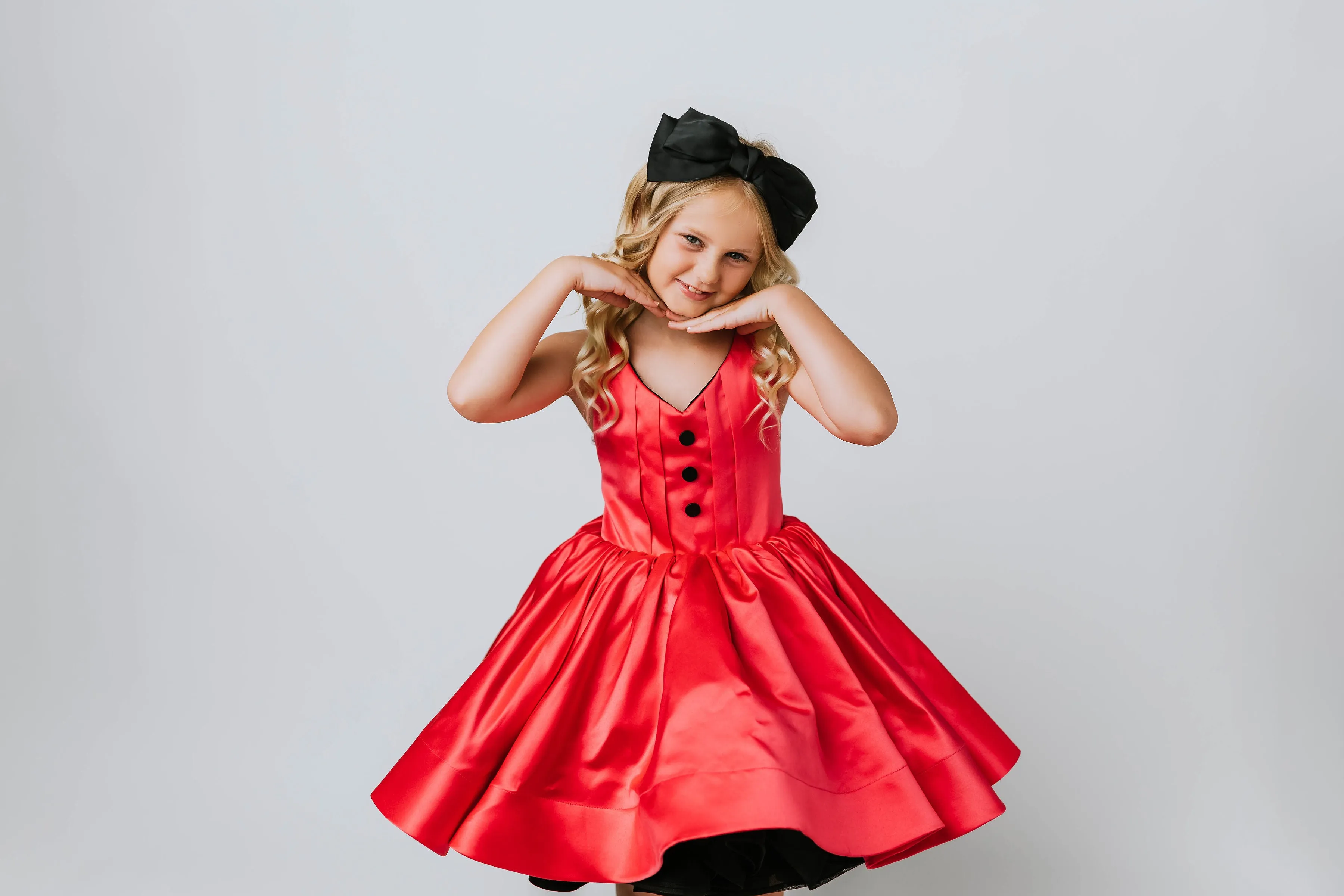 Reversible "Dolly" Pink/black  Petal  Length Dress ( 7 year- 8 year)