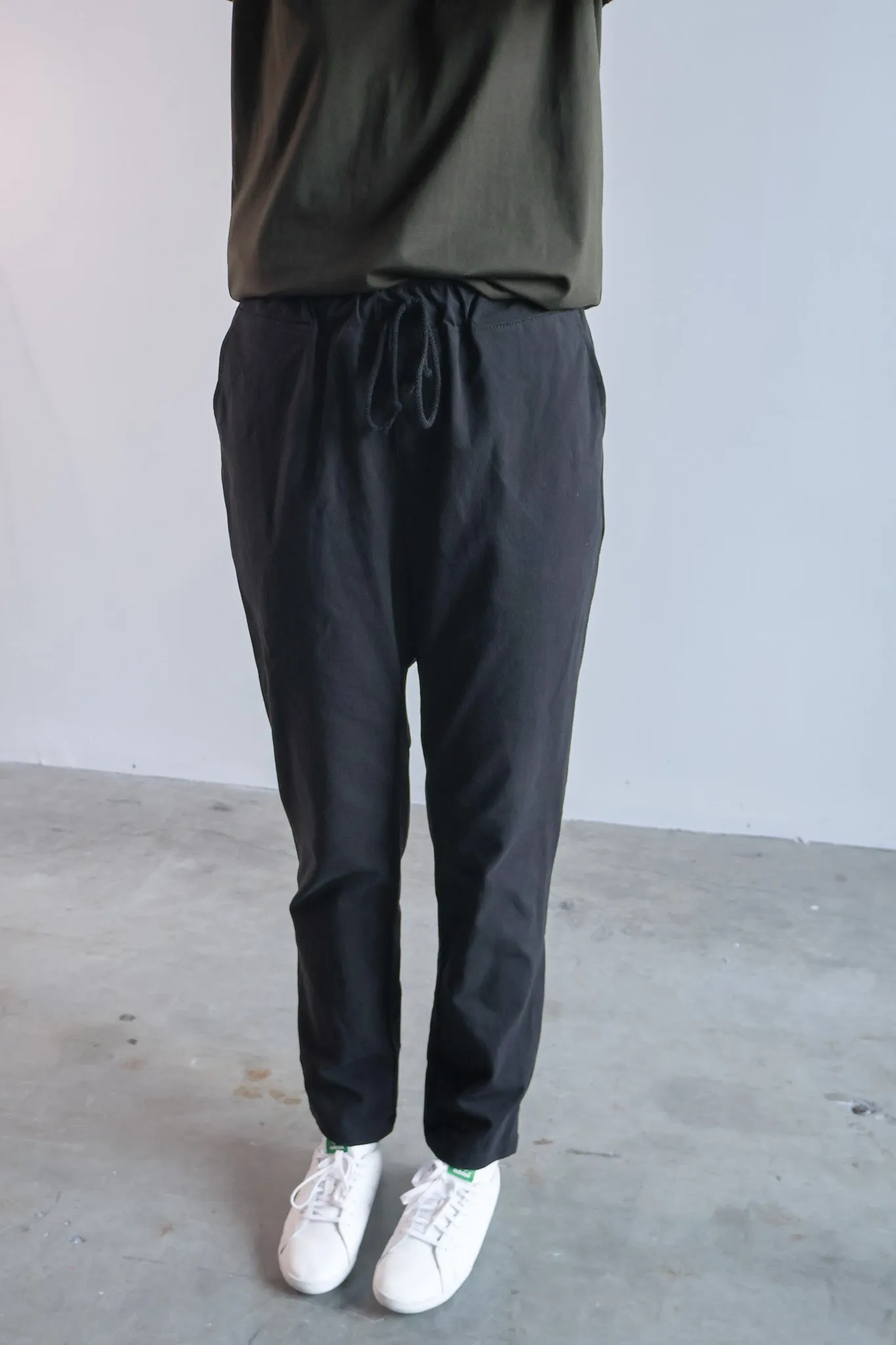 The Relaxed Organic Cotton Pant in Black